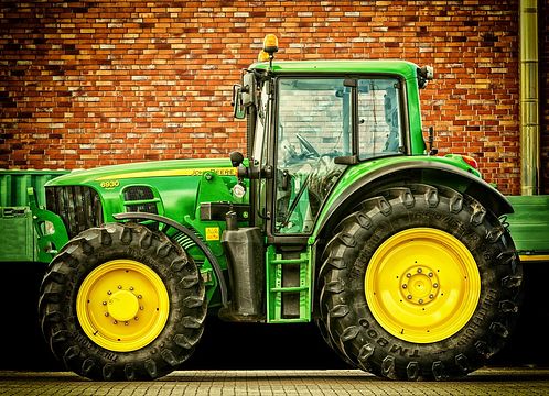 tractor-2077639_150.jpg